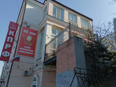 Максим Чихунов мог бы принести голоса КПРФ, но партия предпочла договорняк