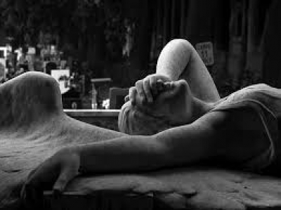 Актриса Акиньшина сняла себя в белье и опубликовала снимок в сети